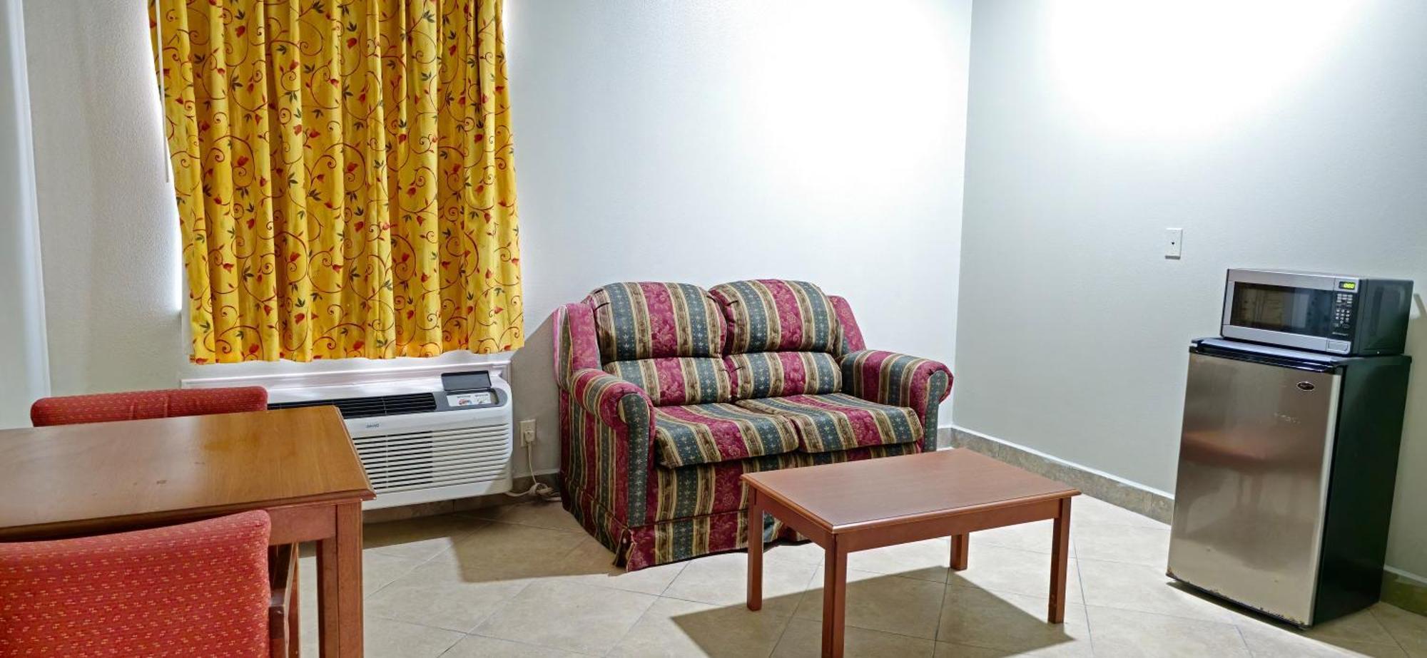 Texas Inn And Suites Rgv Edinburg Bagian luar foto